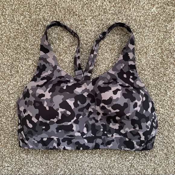 Athleta Advance Sports Bra - Picture 2 of 12